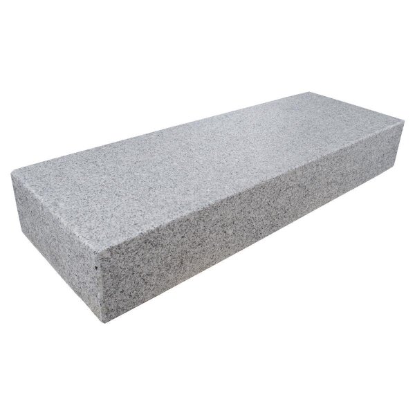 Blockstufe, Granit hellgrau, allseitig geflammt, alle Kanten 5 mm gefast, 003, geflammt, 15x35x100 cm (9 Stück/Pal.)