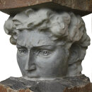 Basaltsäule mit Gesicht, 507, natur / geschliffen, D=25-30, H=100 cm (Stück)