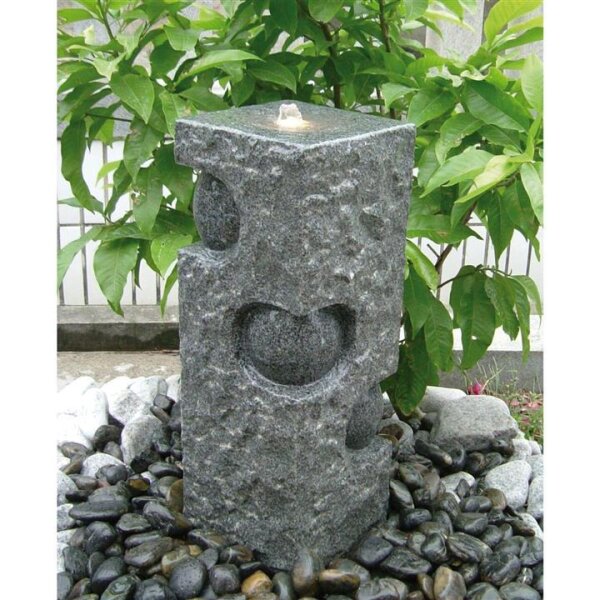 Wasserspiel, Granit dunkelgrau, 054, teilpoliert, 18x18, H=60 cm (Stück)